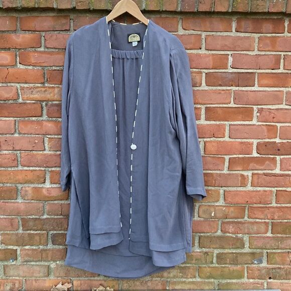 DAyLiLi Silk Two Piece Gray Long Sleeve Cardigan & Pull-on Midi/maxi Skirt Set - Picture 1 of 13